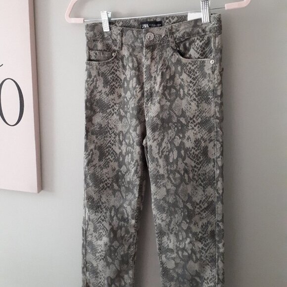 NWT Zara olive khaki green grey snake print high rise straight leg skinny jeans - Picture 7 of 7